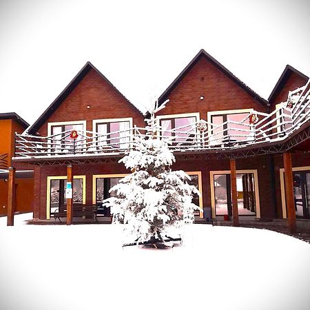 Four Seasons In Carpathians Hotel Мигово Екстериор снимка