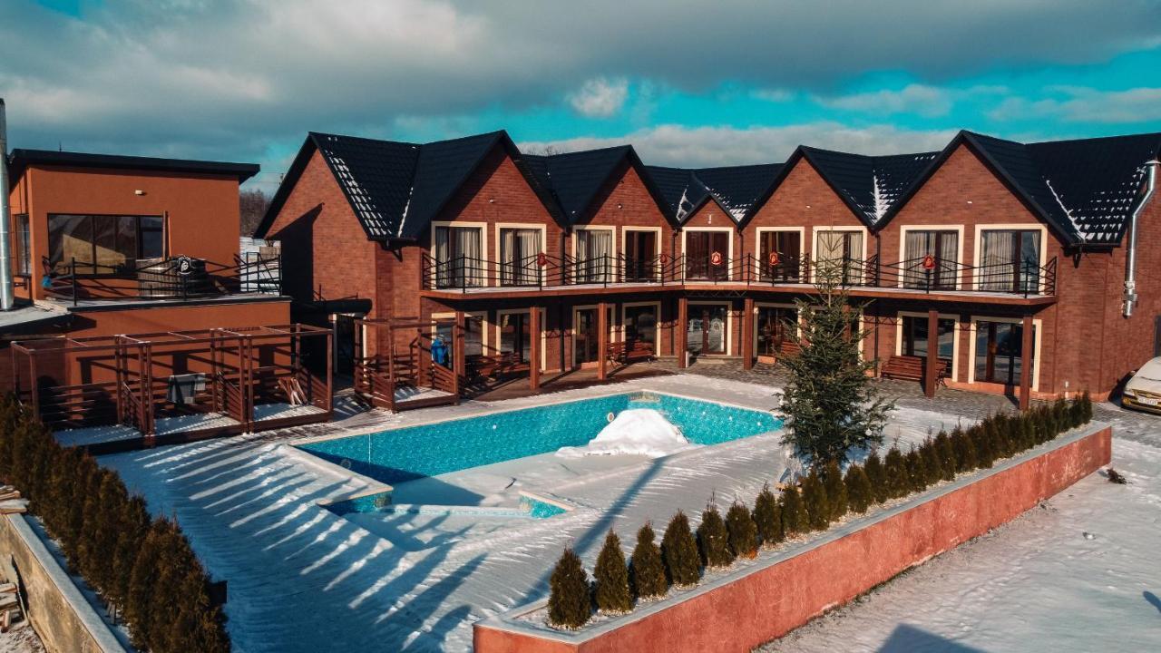 Four Seasons In Carpathians Hotel Мигово Екстериор снимка