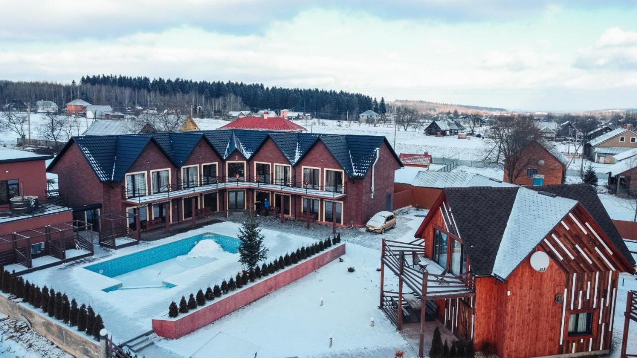 Four Seasons In Carpathians Hotel Мигово Екстериор снимка