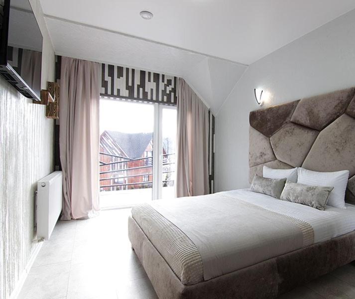 Four Seasons In Carpathians Hotel Мигово Екстериор снимка